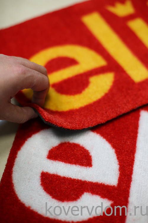 Ковер на резиновой основе с логотипом для примерочной магазина Elit Ковер на резиновой основе с логотипом для примерочной магазина Elit