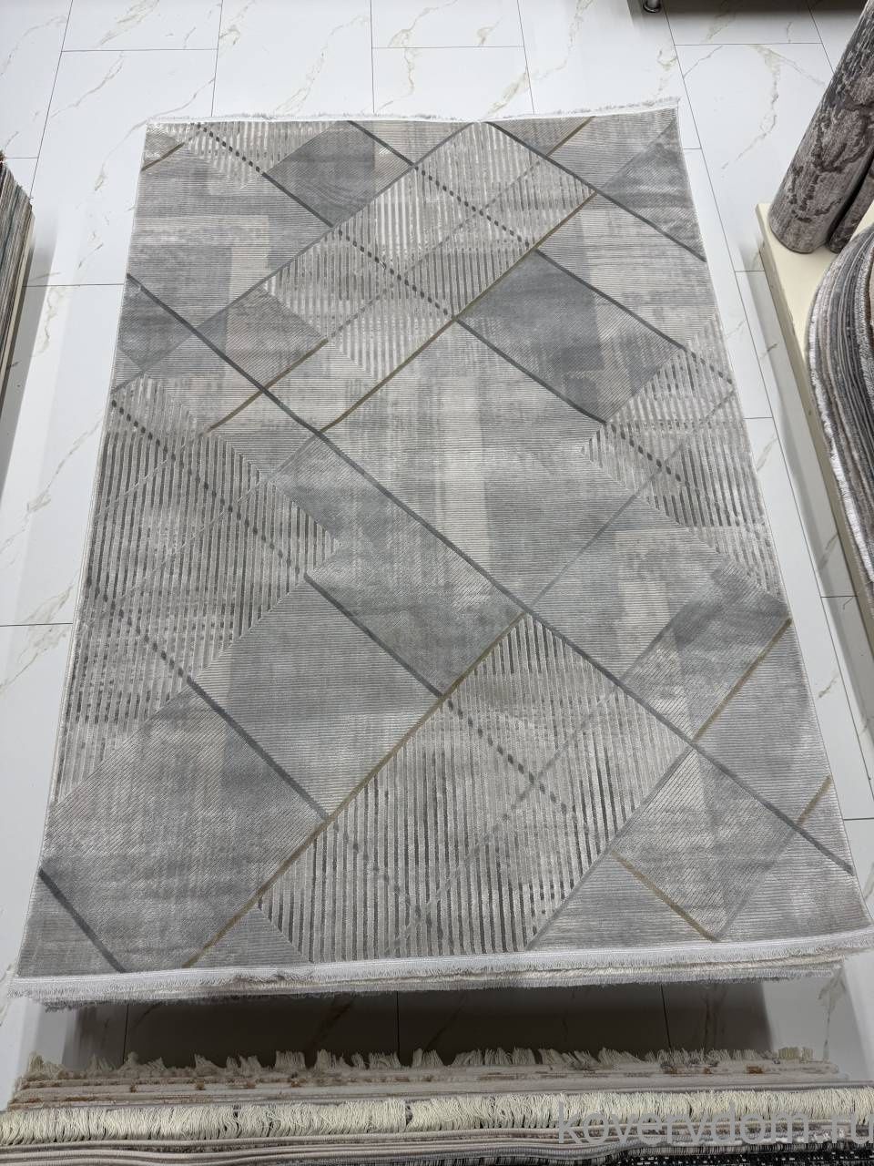 Ковер EMPEROS OLIMPOS A495AG GREY / L.GREY Ковер EMPEROS OLIMPOS A495AG GREY / L.GREY