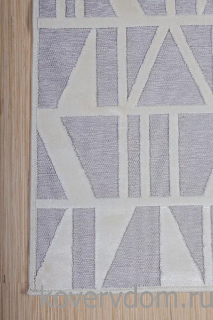 Рельефный ковер из вискозы GENOVA R 38537 6969 91 Рельефный ковер из вискозы GENOVA R 38537 6969 91